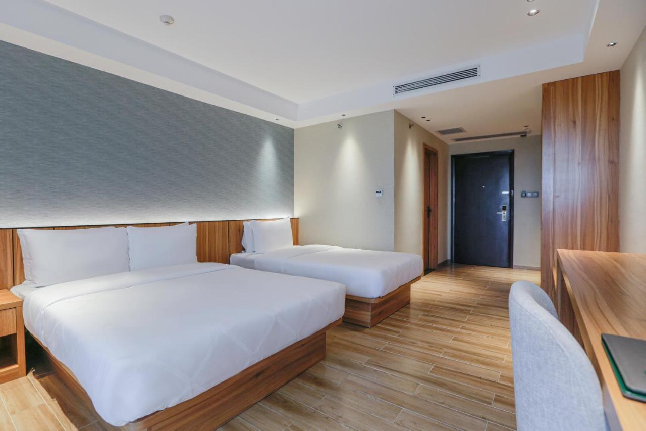 Hotel Casiana & Events Center Tagaytay Managed By Hii Тагайтай Экстерьер фото